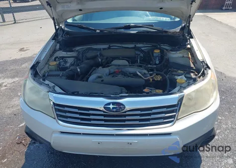 2010 Subaru Forester 2.5X Premium z USA, uszkodzony, nr VIN JF2SH6CC7AH710253